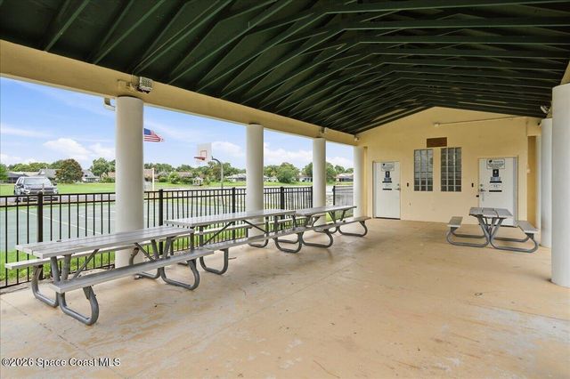 560 Sawgrass Circle, Melbourne, FL 32940