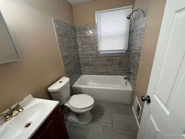 8316 Piedmont Street, Detroit, MI 48228