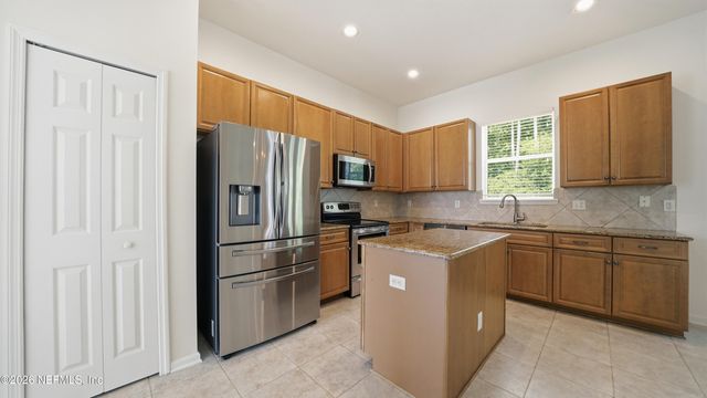 956 CANDLEBARK Drive, Jacksonville, FL 32225