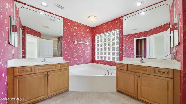 956 CANDLEBARK Drive, Jacksonville, FL 32225