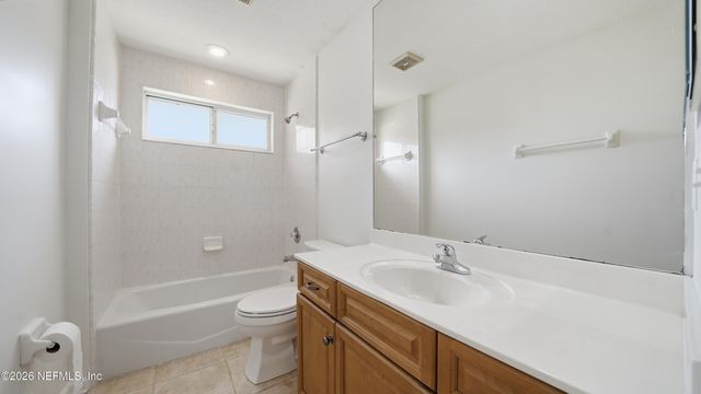956 CANDLEBARK Drive, Jacksonville, FL 32225