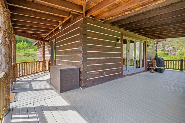 4818 Ensor Hollow Rd, Buffalo Valley, TN 38548