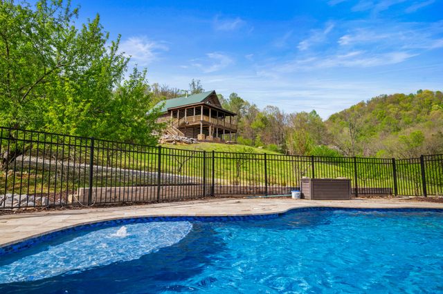 4818 Ensor Hollow Rd, Buffalo Valley, TN 38548