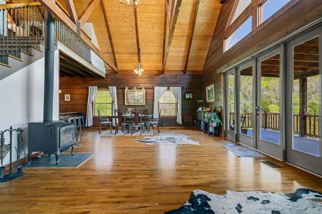 4818 Ensor Hollow Rd, Buffalo Valley, TN 38548