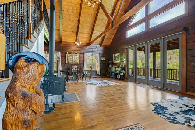 4818 Ensor Hollow Rd, Buffalo Valley, TN 38548