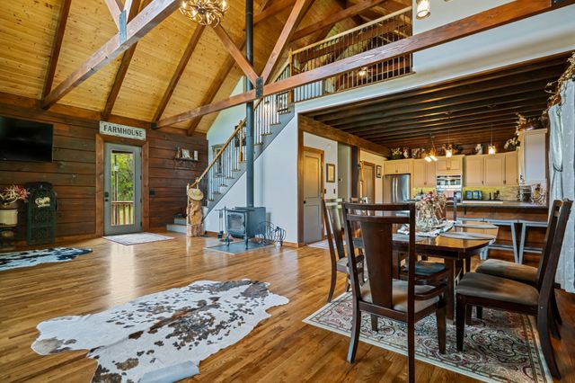 4818 Ensor Hollow Rd, Buffalo Valley, TN 38548