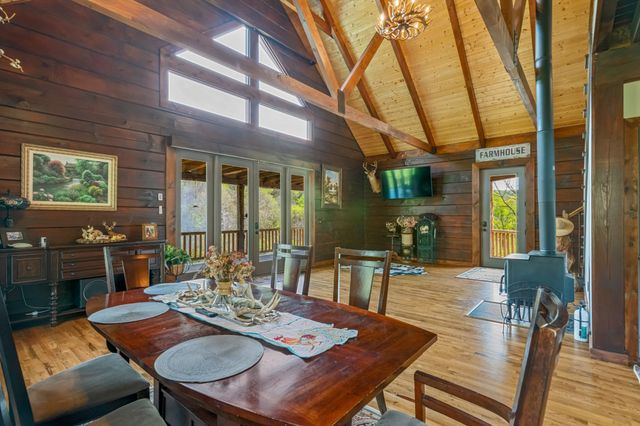 4818 Ensor Hollow Rd, Buffalo Valley, TN 38548