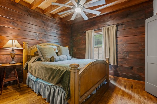 4818 Ensor Hollow Rd, Buffalo Valley, TN 38548