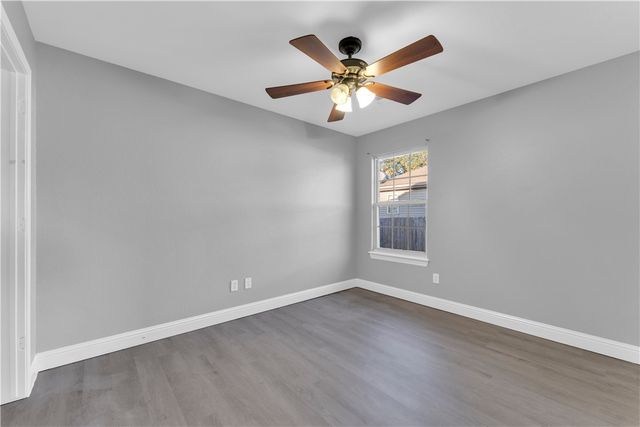 429 E Mccann Road, Rogers, AR 72758