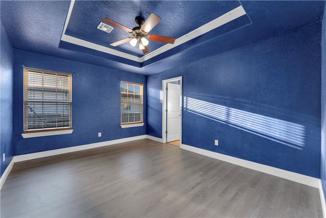 429 E Mccann Road, Rogers, AR 72758