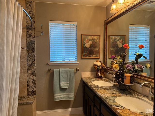 40820 Oak Ridge Drive, Three Rivers, CA 93271