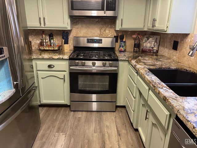 40820 Oak Ridge Drive, Three Rivers, CA 93271