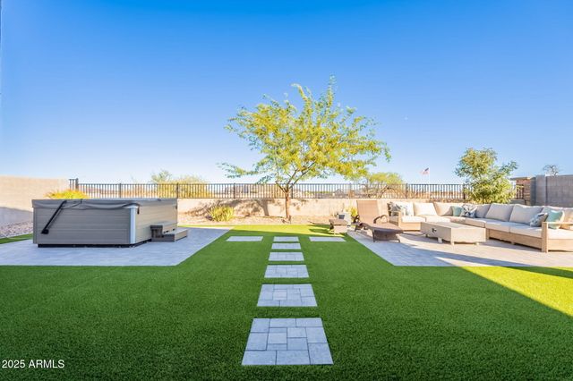 2856 N RIVERDALE Lane, Casa Grande, AZ 85122