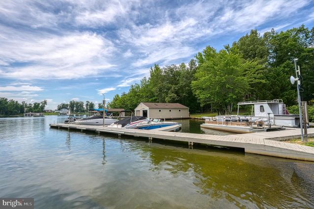 199 HICKORY LANE, Bumpass, VA 23024