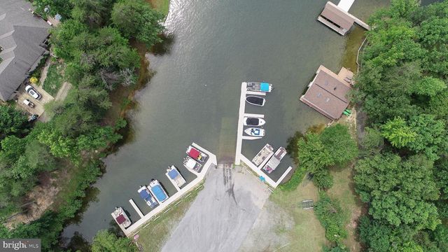 199 HICKORY LANE, Bumpass, VA 23024