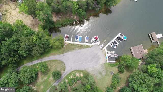 199 HICKORY LANE, Bumpass, VA 23024