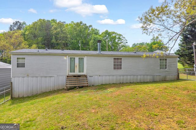 35 Jordan Loop, Toccoa, GA 30577