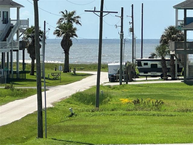 969 Bahama Road, Crystal Beach, TX 77650