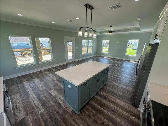 969 Bahama Road, Crystal Beach, TX 77650