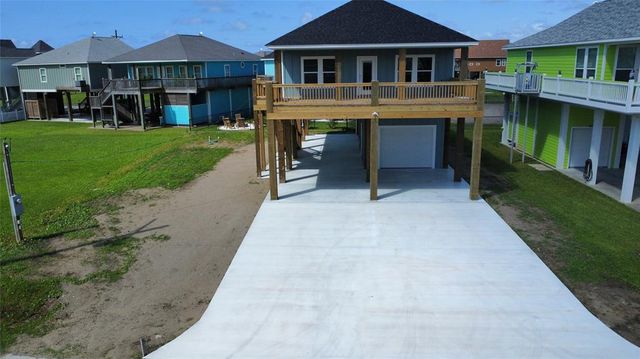 969 Bahama Road, Crystal Beach, TX 77650