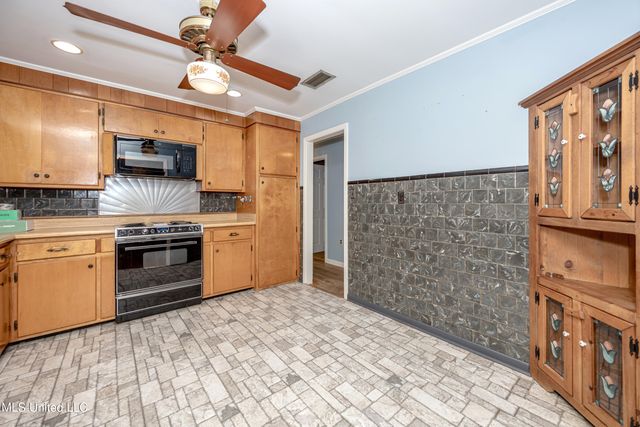 3109 Holly Drive, Gautier, MS 39553