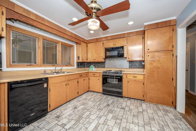 3109 Holly Drive, Gautier, MS 39553