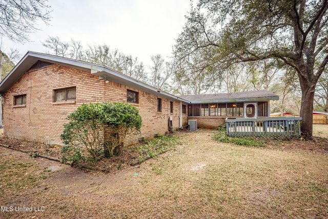 3109 Holly Drive, Gautier, MS 39553