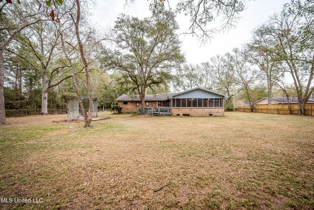 3109 Holly Drive, Gautier, MS 39553
