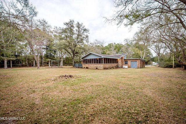 3109 Holly Drive, Gautier, MS 39553