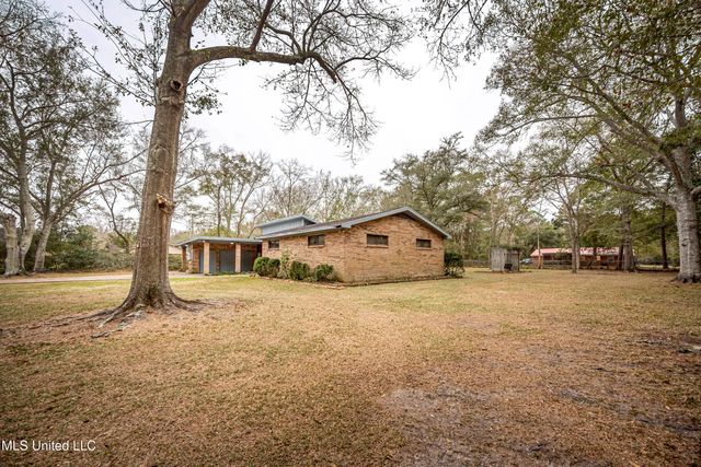 3109 Holly Drive, Gautier, MS 39553