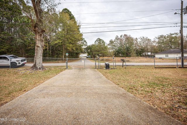 3109 Holly Drive, Gautier, MS 39553
