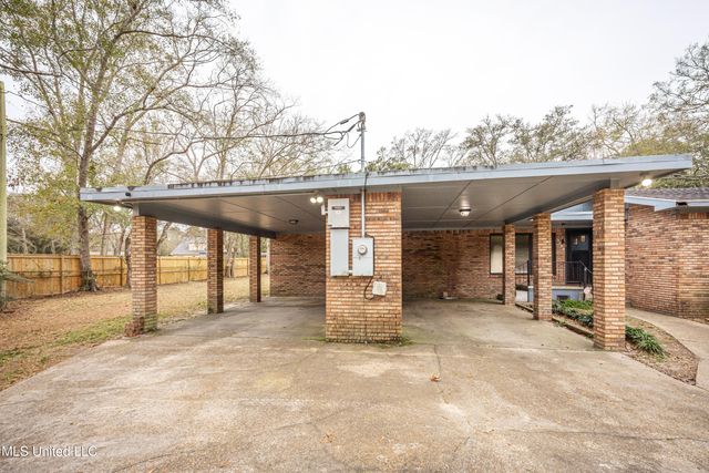 3109 Holly Drive, Gautier, MS 39553