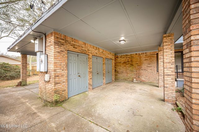 3109 Holly Drive, Gautier, MS 39553