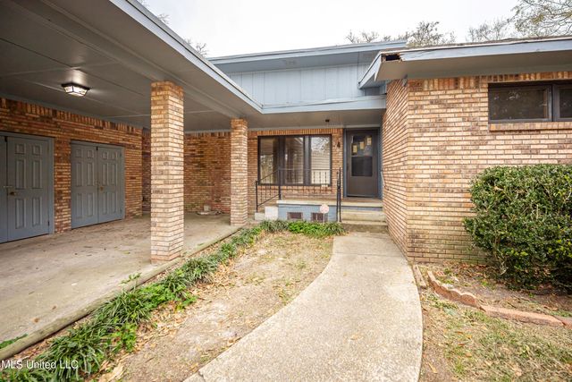 3109 Holly Drive, Gautier, MS 39553