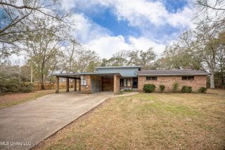 3109 Holly Drive, Gautier, MS 39553
