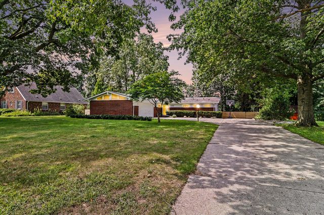 3206 W Valley View Drive, St. Joseph, MI 49085