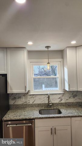 1050 BRIGHTLEAF DR, Arnold, MD 21012