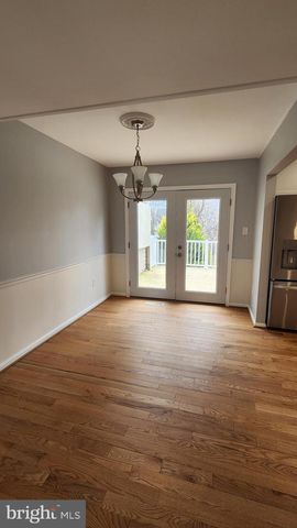 1050 BRIGHTLEAF DR, Arnold, MD 21012