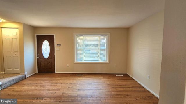 1050 BRIGHTLEAF DR, Arnold, MD 21012
