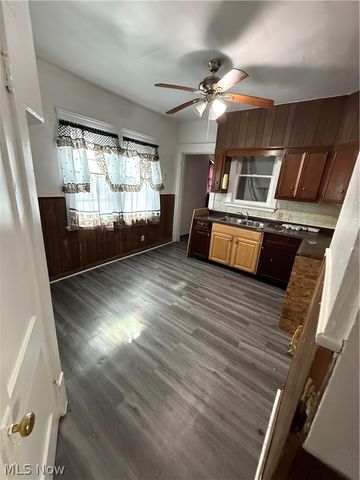 526 E 118th Street, Cleveland, OH 44108