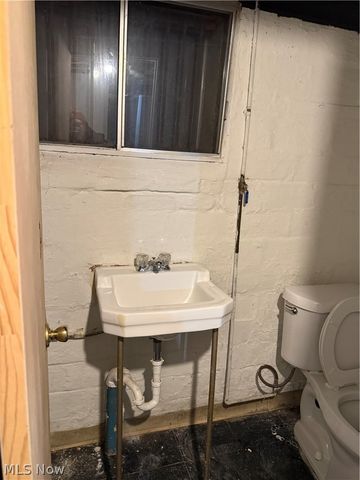 526 E 118th Street, Cleveland, OH 44108