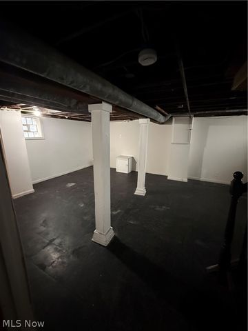 526 E 118th Street, Cleveland, OH 44108