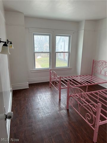 526 E 118th Street, Cleveland, OH 44108