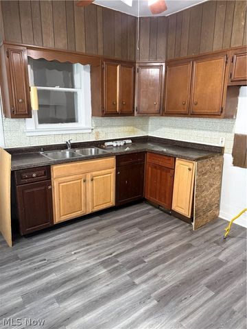 526 E 118th Street, Cleveland, OH 44108