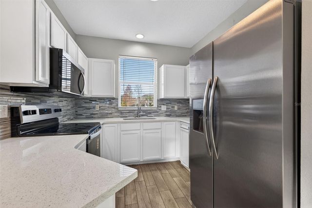 12343 COUNTRY WHITE CIRCLE, Tampa, FL 33635