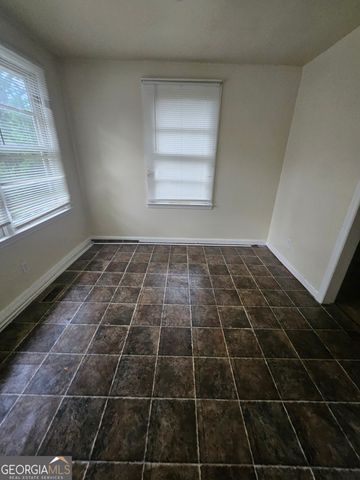 117 Lake Drive, Griffin, GA 30223