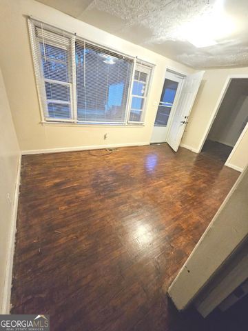 117 Lake Drive, Griffin, GA 30223