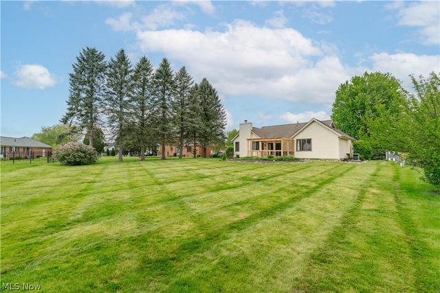3445 Cornwall Drive, Canton, OH 44708