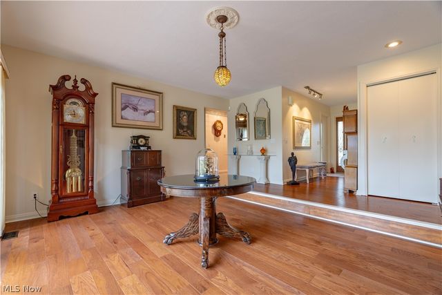 3445 Cornwall Drive, Canton, OH 44708