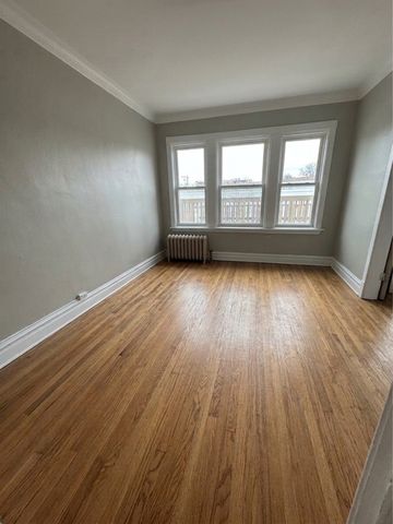 440 S Ridgeland Avenue 2S, Oak Park, IL 60302